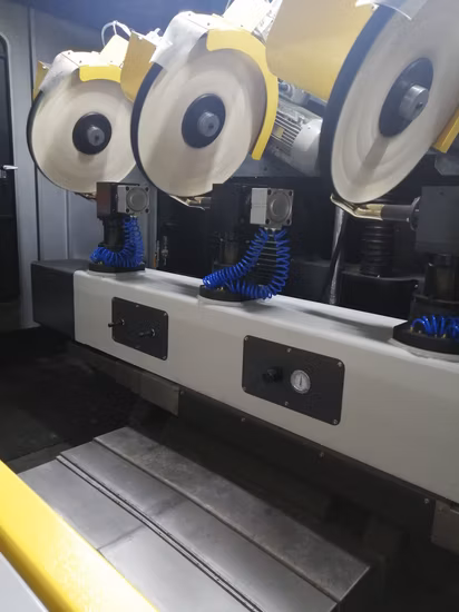 Factory Delin Machinery CNC Wooden Case Buffing Grinding Vibratory Wheel Polishing Machine